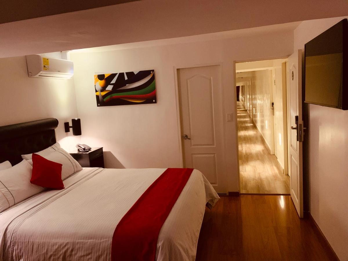 מדיין Hotel Veler Restaurante מראה חיצוני תמונה