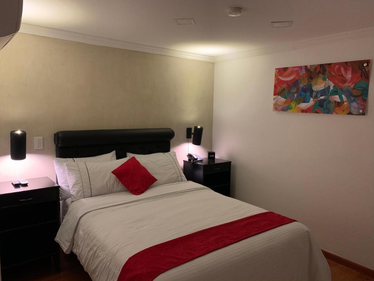 מדיין Hotel Veler Restaurante מראה חיצוני תמונה