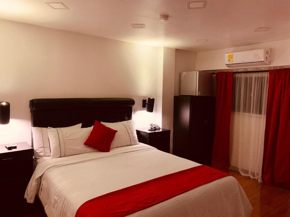מדיין Hotel Veler Restaurante מראה חיצוני תמונה