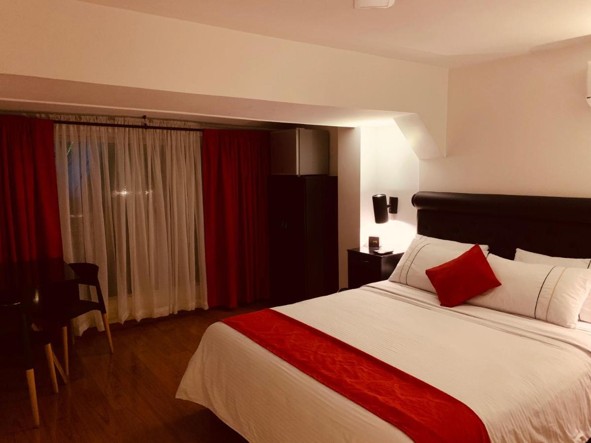 מדיין Hotel Veler Restaurante מראה חיצוני תמונה