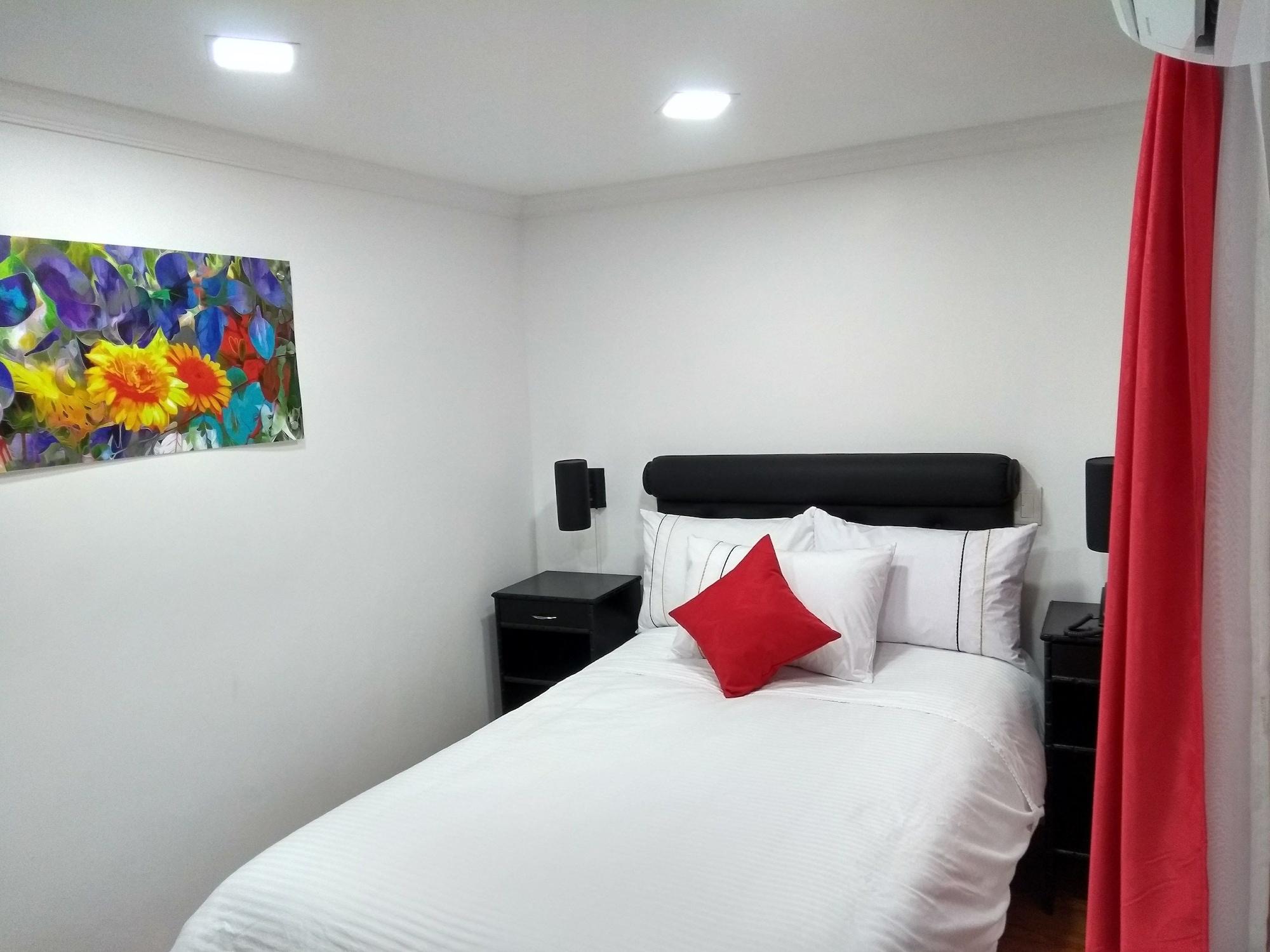 מדיין Hotel Veler Restaurante מראה חיצוני תמונה
