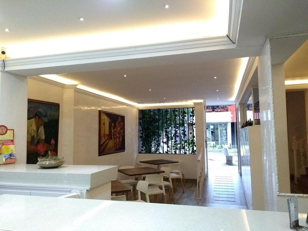 מדיין Hotel Veler Restaurante מראה חיצוני תמונה