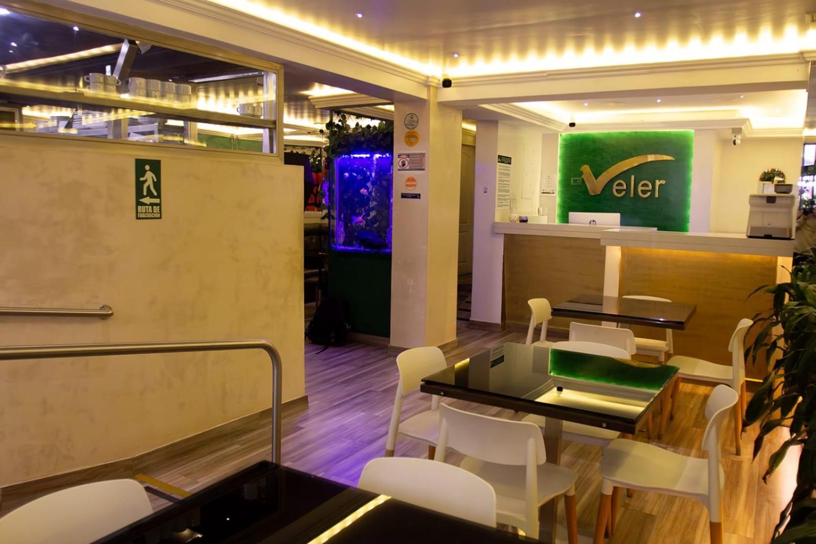 מדיין Hotel Veler Restaurante מראה חיצוני תמונה