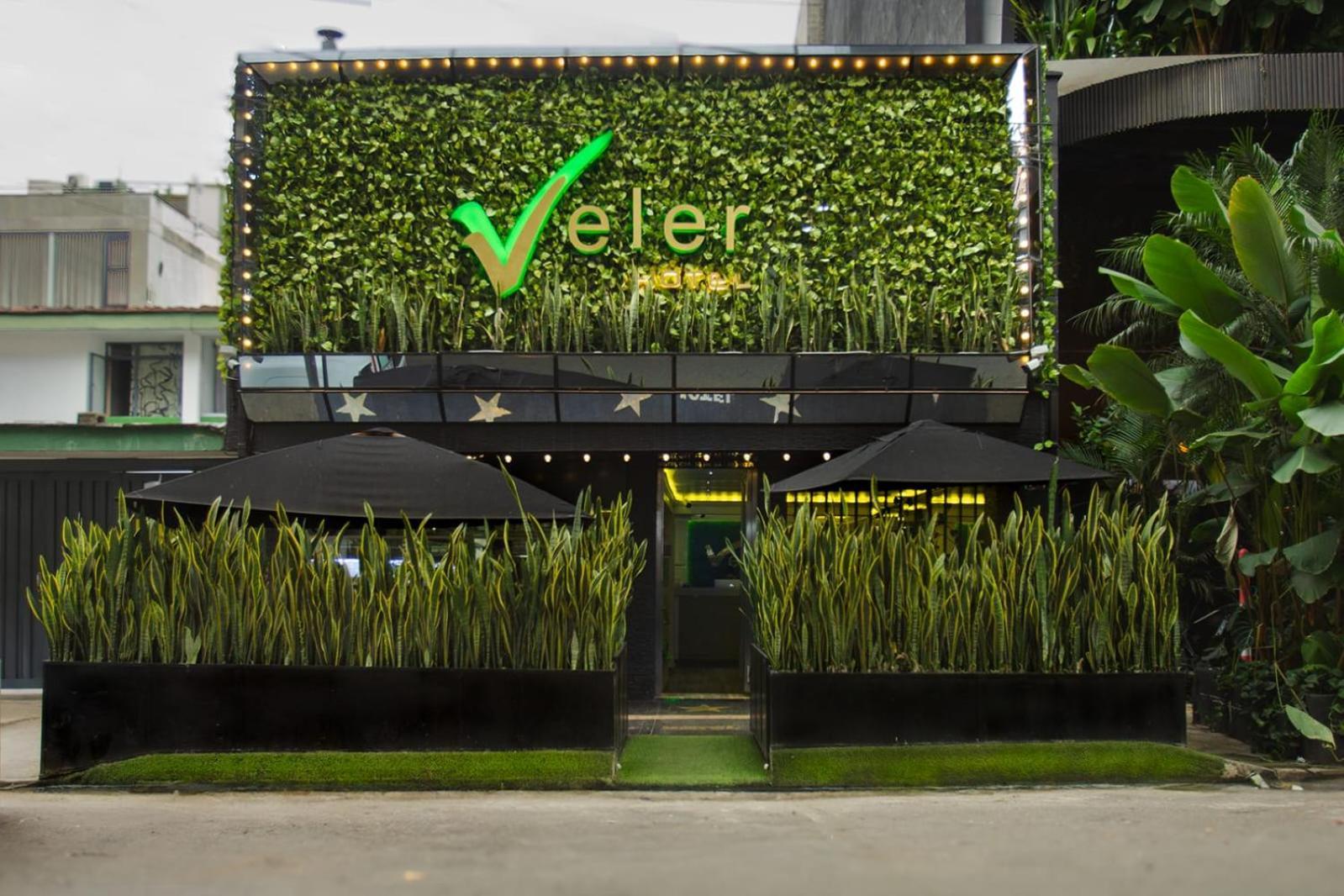 מדיין Hotel Veler Restaurante מראה חיצוני תמונה